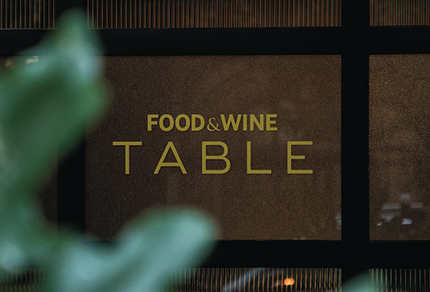 Food & Wine Table